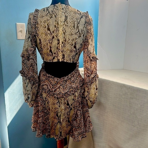 BARDOT Splice Leopard Dress In Snke Print - Picture 10 of 12